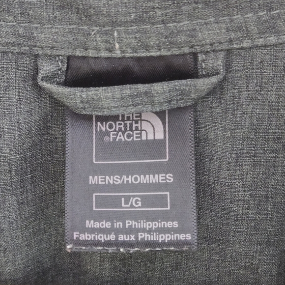 The North Face Men's Grey Button-Up Large Shirt - Picture 6 of 12